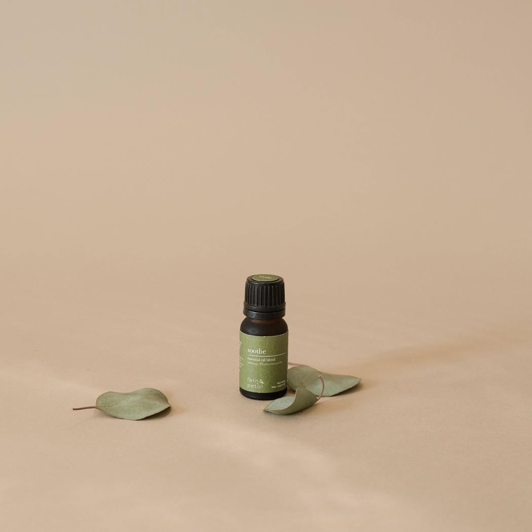 Fern & Petal 100% Pure and Natural Essential Oil Blend | Soothe (10ml)